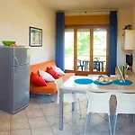 דירה Villaggio Nautilus-1 By Interhome ביביונה